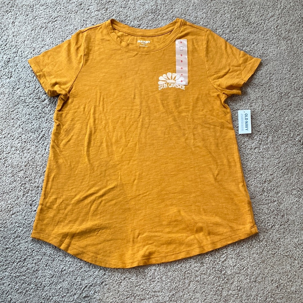 Sun Chaser Old Navy Tee